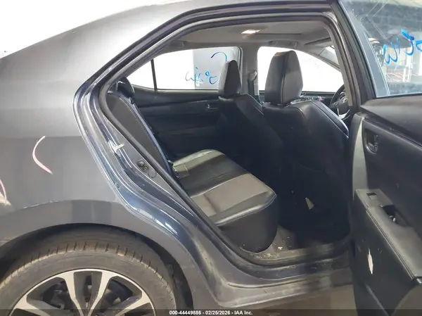 5YFBURHE0JP828218 2018 TOYOTA COROLLA - Image 8
