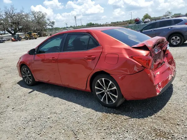 5YFBURHE0JP828395 2018 TOYOTA COROLLA - Image 2