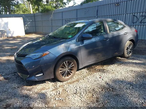 5YFBURHE0JP830292 2018 TOYOTA COROLLA - Image 2