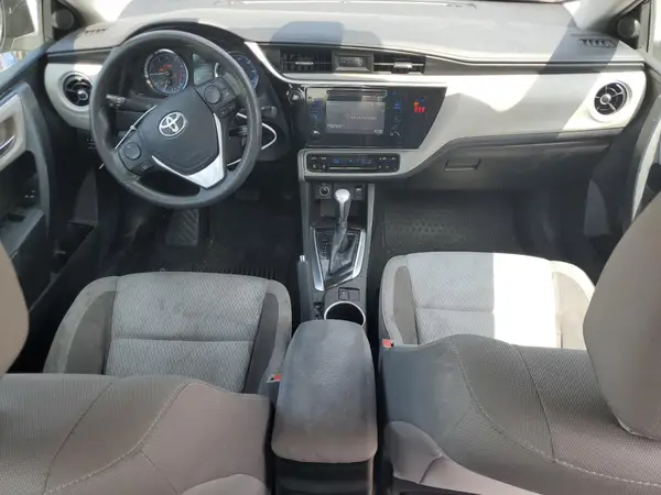 5YFBURHE0JP832074 2018 TOYOTA COROLLA - Image 8