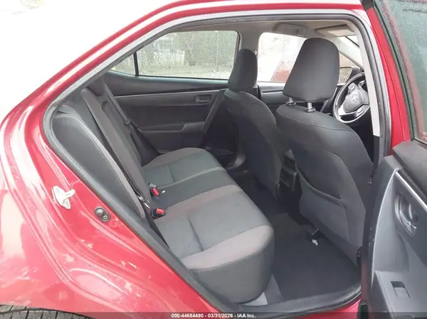 5YFBURHE0JP833418 2018 TOYOTA COROLLA - Image 8