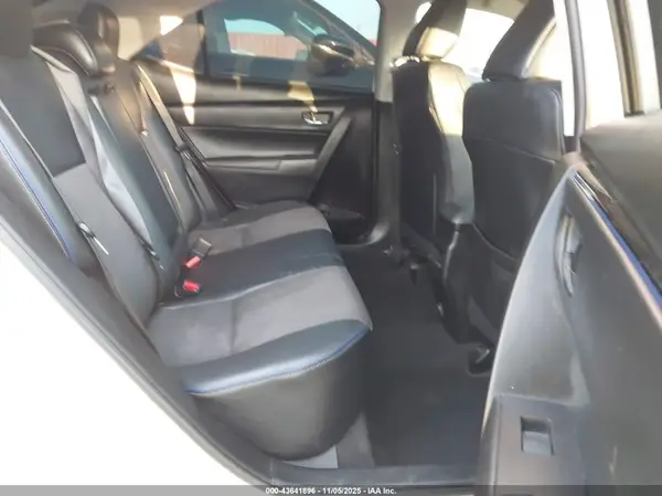 5YFBURHE0JP833743 2018 TOYOTA COROLLA - Image 8