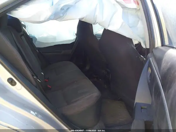 5YFBURHE0JP834620 2018 TOYOTA COROLLA - Image 8