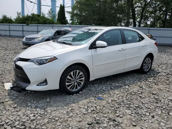 5YFBURHE0JP838733 2018 TOYOTA COROLLA - Image 1