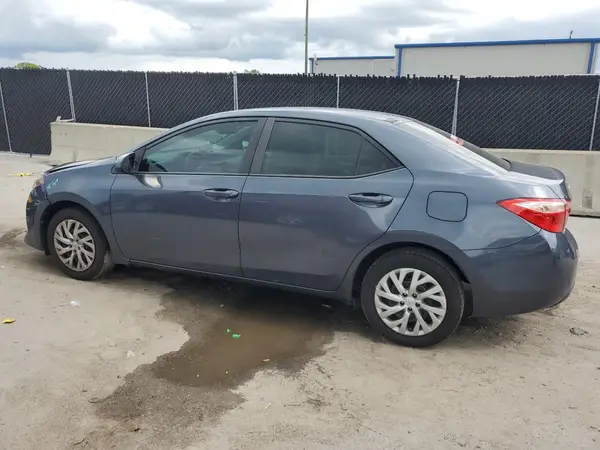 5YFBURHE0JP839459 2018 TOYOTA COROLLA - Image 2