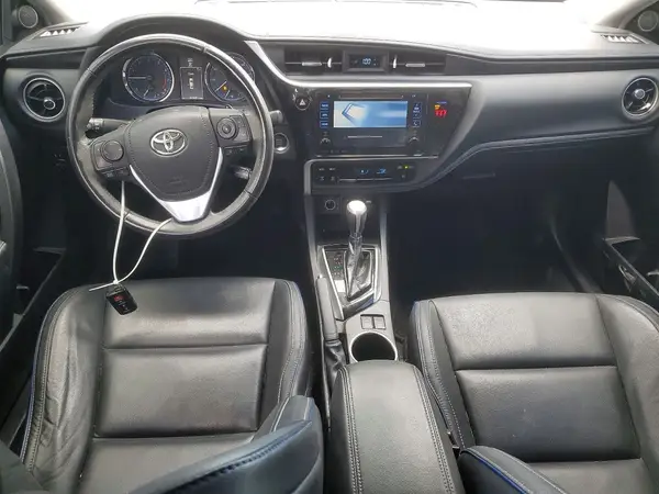 5YFBURHE0JP843057 2018 TOYOTA COROLLA - Image 8