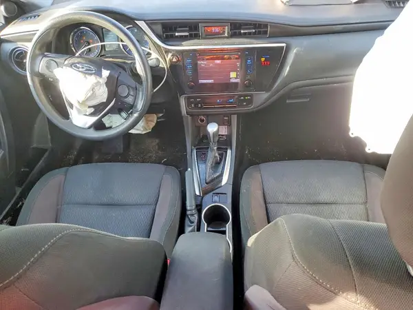 5YFBURHE0JP843186 2018 TOYOTA COROLLA - Image 8