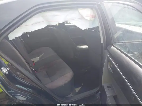 5YFBURHE0JP848369 2018 TOYOTA COROLLA - Image 8