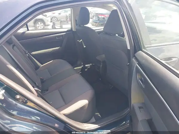 5YFBURHE0JP848677 2018 TOYOTA COROLLA - Image 8
