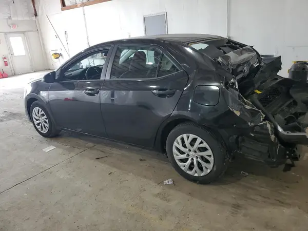 5YFBURHE0JP850610 2018 TOYOTA COROLLA - Image 2
