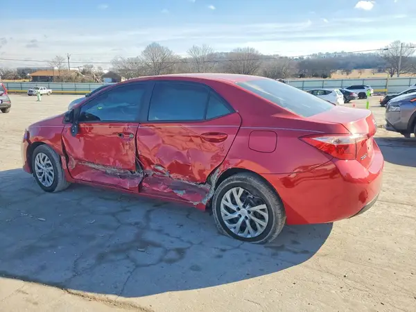 5YFBURHE0JP850736 2018 TOYOTA COROLLA - Image 2