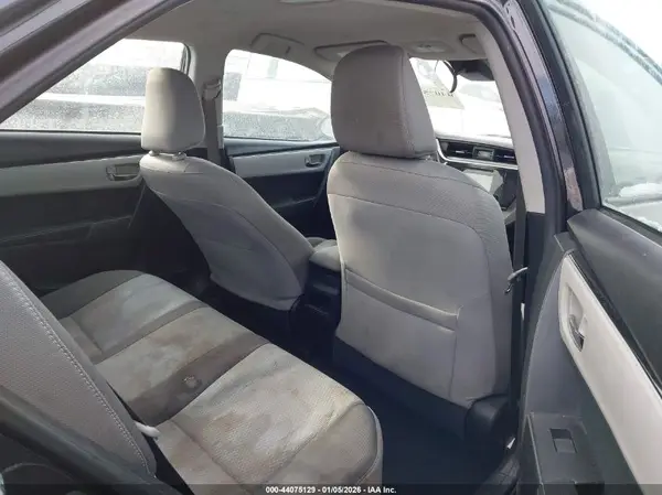 5YFBURHE0JP851935 2018 TOYOTA COROLLA - Image 8