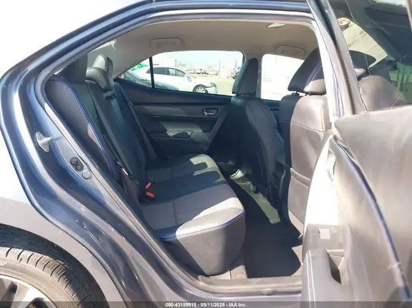 5YFBURHE0JP855175 2018 TOYOTA COROLLA - Image 8
