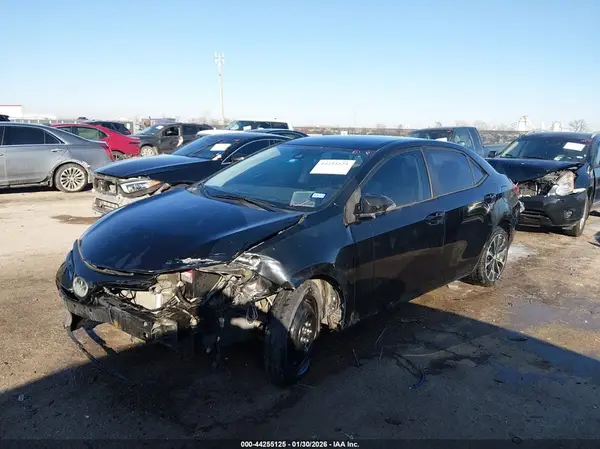 5YFBURHE0KP864864 2019 TOYOTA COROLLA - Image 2