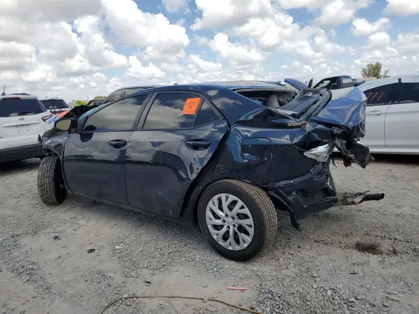5YFBURHE0KP865075 2019 TOYOTA COROLLA - Image 2