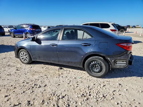5YFBURHE0KP867358 2019 TOYOTA COROLLA - Image 2