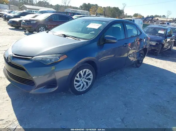 5YFBURHE0KP867795 2019 TOYOTA COROLLA - Image 2