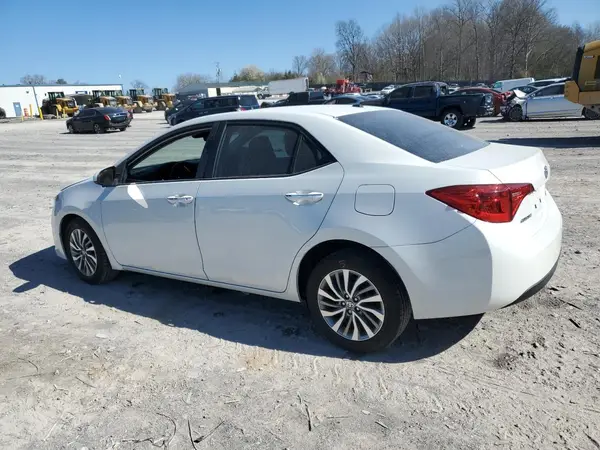 5YFBURHE0KP870857 2019 TOYOTA COROLLA - Image 2