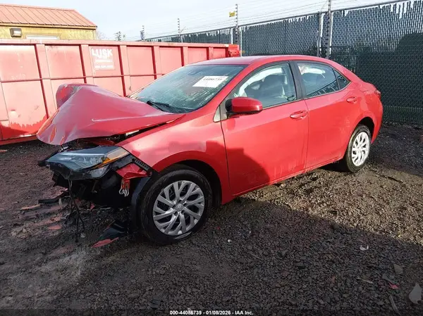 5YFBURHE0KP871782 2019 TOYOTA COROLLA - Image 2