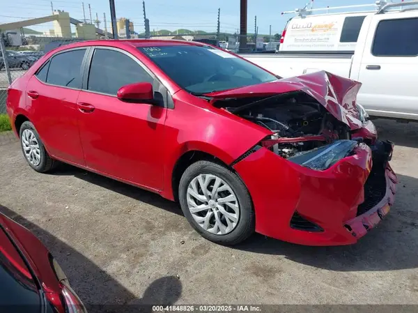 5YFBURHE0KP878330 2019 TOYOTA COROLLA - Image 1