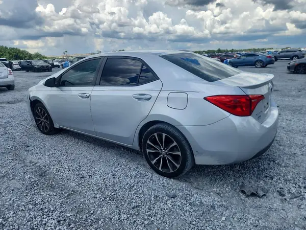 5YFBURHE0KP886492 2019 TOYOTA COROLLA - Image 2