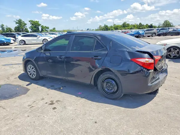 5YFBURHE0KP887710 2019 TOYOTA COROLLA - Image 2