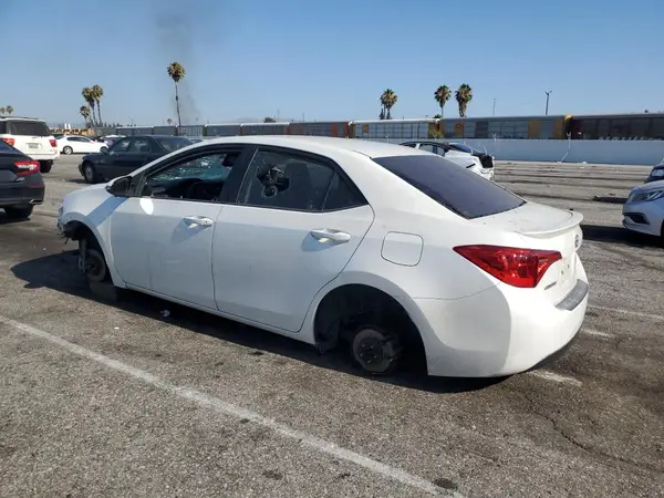 5YFBURHE0KP888615 2019 TOYOTA COROLLA - Image 2
