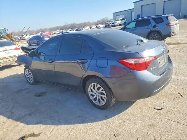 5YFBURHE0KP889120 2019 TOYOTA COROLLA - Image 2