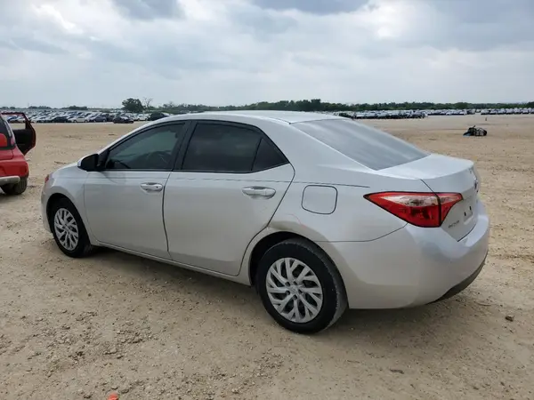 5YFBURHE0KP890736 2019 TOYOTA COROLLA - Image 2