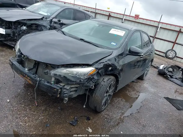 5YFBURHE0KP894172 2019 TOYOTA COROLLA - Image 2