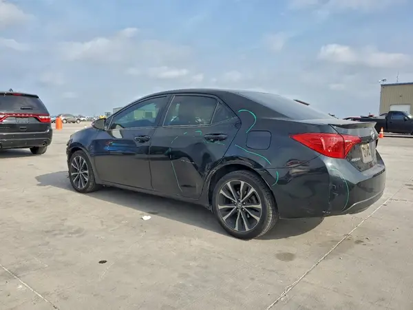 5YFBURHE0KP895726 2019 TOYOTA COROLLA - Image 2
