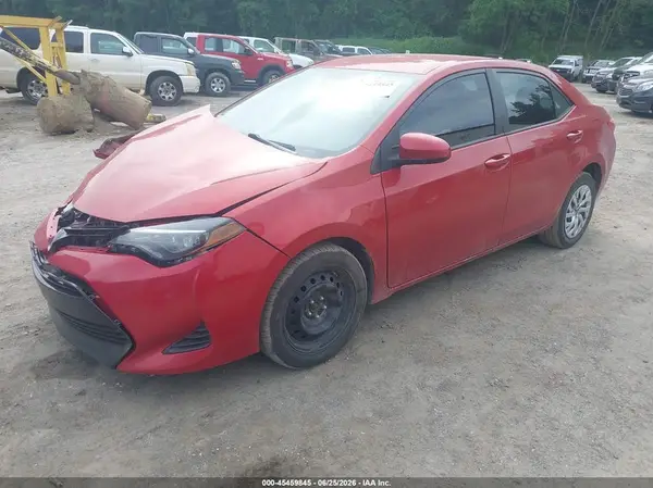 5YFBURHE0KP898366 2019 TOYOTA COROLLA - Image 2