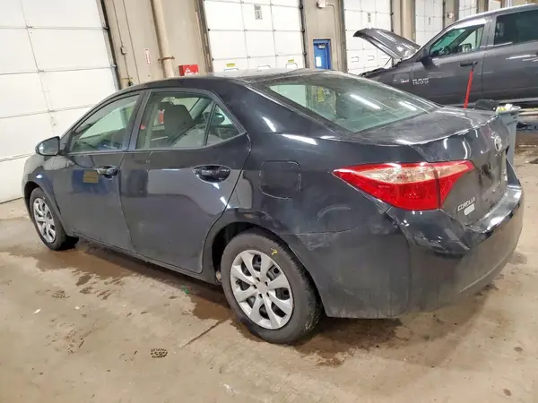 5YFBURHE0KP899839 2019 TOYOTA COROLLA - Image 2