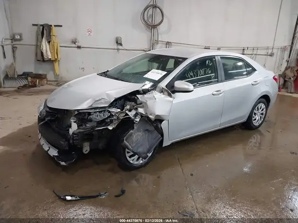 5YFBURHE0KP900407 2019 TOYOTA COROLLA - Image 2