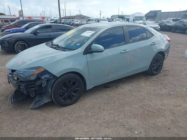 5YFBURHE0KP904716 2019 TOYOTA COROLLA - Image 2