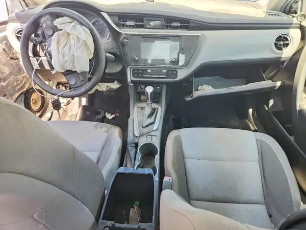 5YFBURHE0KP908975 2019 TOYOTA COROLLA - Image 8