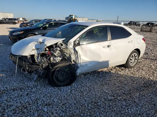 5YFBURHE0KP909446 2019 TOYOTA COROLLA - Image 1