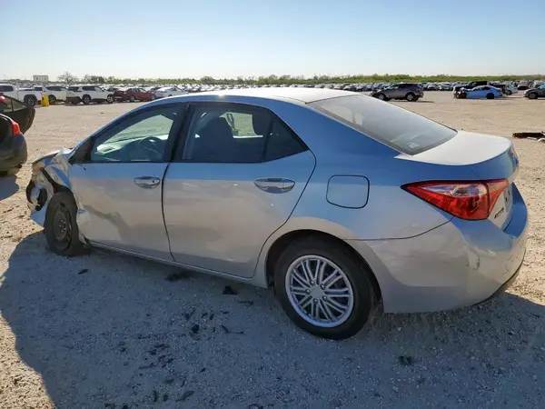 5YFBURHE0KP910113 2019 TOYOTA COROLLA - Image 2