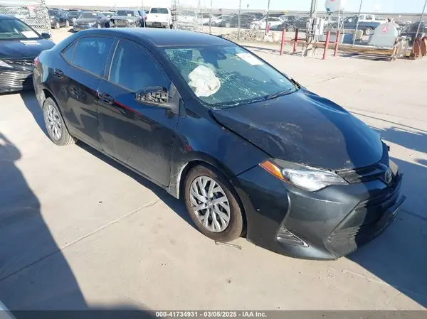 5YFBURHE0KP912699 2019 TOYOTA COROLLA - Image 1