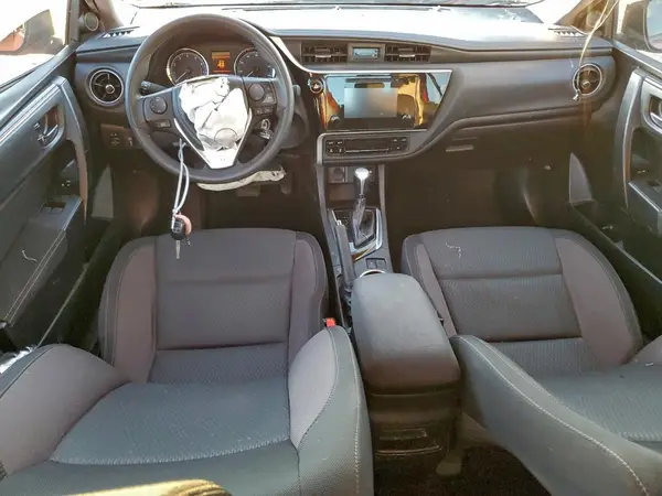 5YFBURHE0KP914453 2019 TOYOTA COROLLA - Image 8