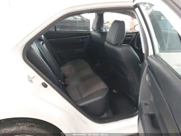5YFBURHE0KP914758 2019 TOYOTA COROLLA - Image 8