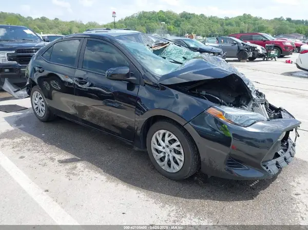 5YFBURHE0KP914825 2019 TOYOTA COROLLA - Image 1