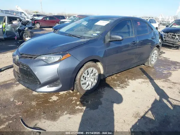 5YFBURHE0KP916557 2019 TOYOTA COROLLA - Image 2