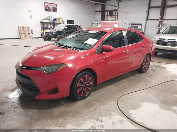 5YFBURHE0KP917417 2019 TOYOTA COROLLA - Image 2