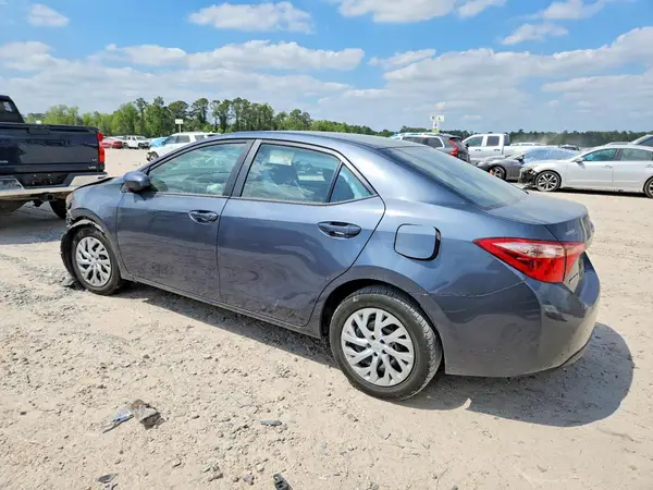 5YFBURHE0KP924027 2019 TOYOTA COROLLA - Image 2