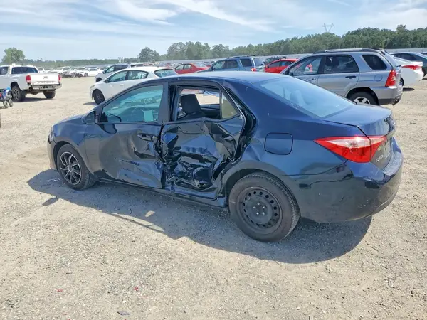 5YFBURHE0KP929597 2019 TOYOTA COROLLA - Image 2