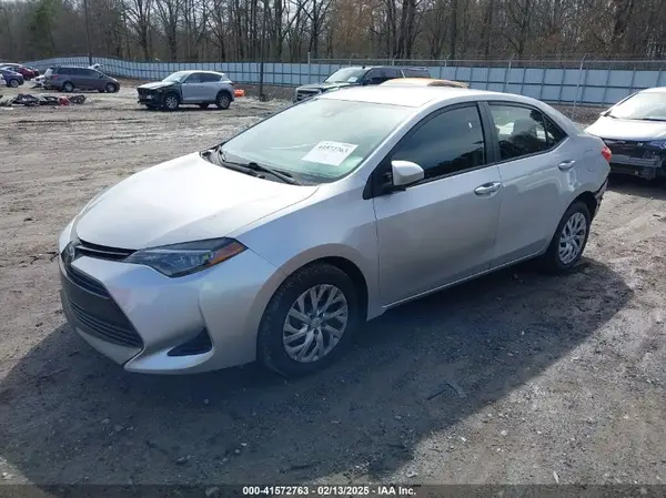 5YFBURHE0KP934170 2019 TOYOTA COROLLA - Image 2