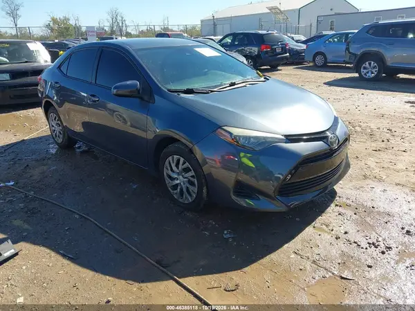5YFBURHE0KP939319 2019 TOYOTA COROLLA - Image 1