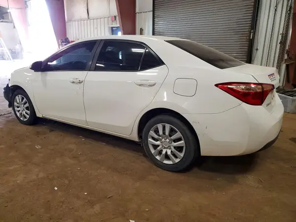 5YFBURHE0KP939692 2019 TOYOTA COROLLA - Image 2