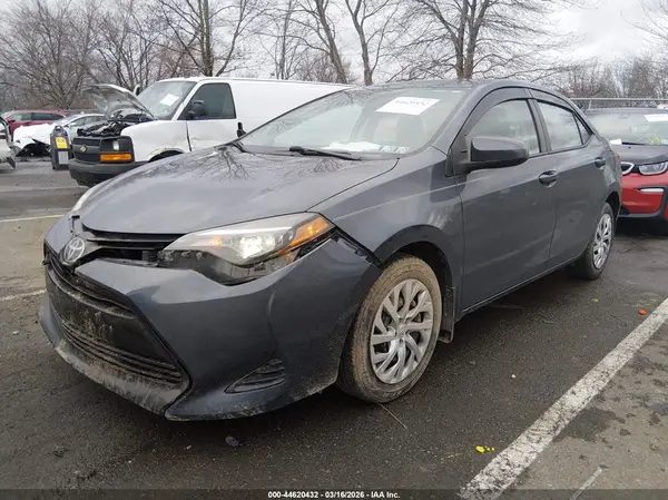 5YFBURHE0KP943418 2019 TOYOTA COROLLA - Image 2